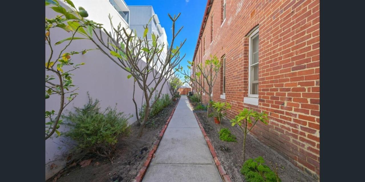 Хостел Emu Backpackers Perth - Note - Valid Passport Required For Check In Екстер'єр фото