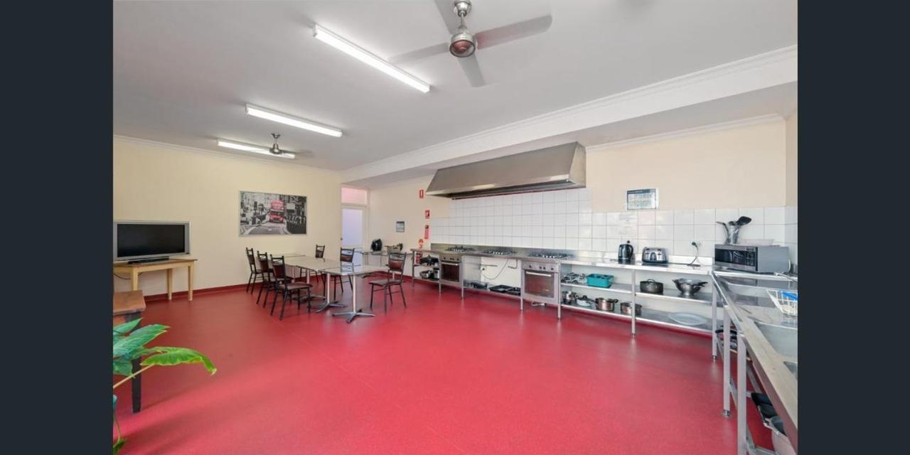 Хостел Emu Backpackers Perth - Note - Valid Passport Required For Check In Екстер'єр фото